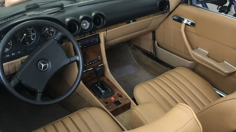 1986 Mercedes-Benz 380SL 3