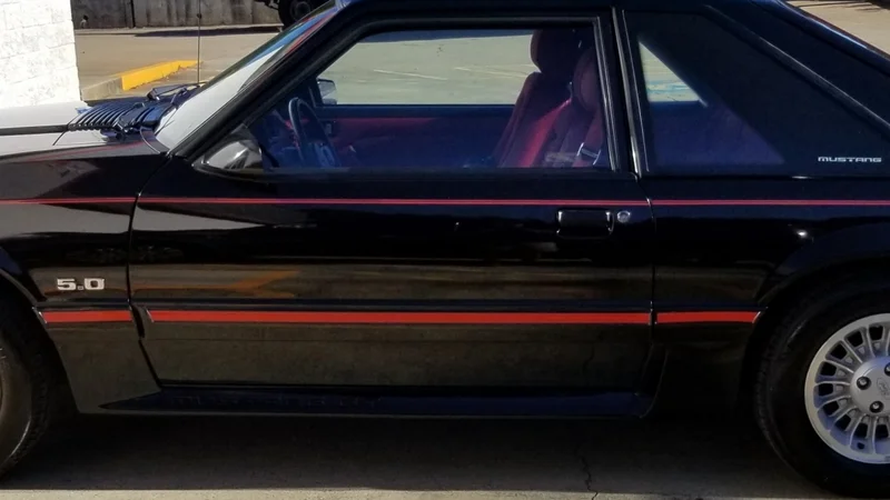 1988 Ford Mustang 8