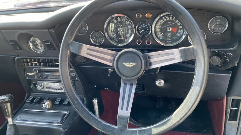1973 Aston Martin AMV8 6