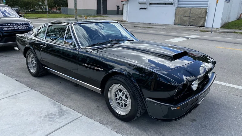 1973 Aston Martin AMV8 3
