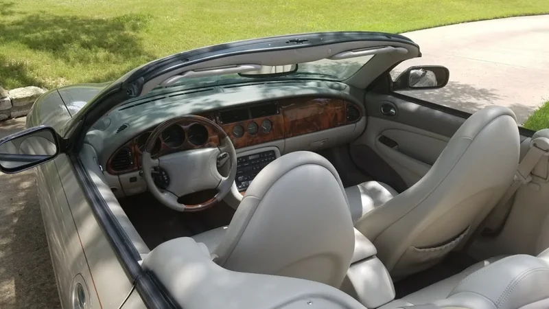1999 Jaguar XK8 6