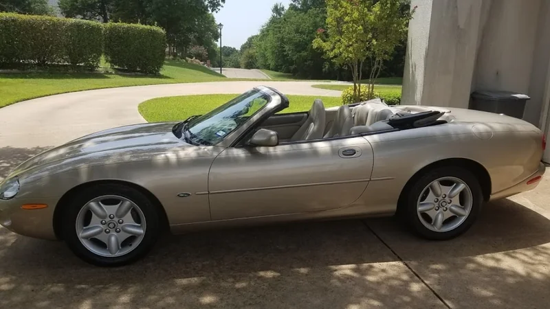 1999 Jaguar XK8 3