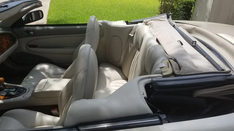 1999 Jaguar XK8 8
