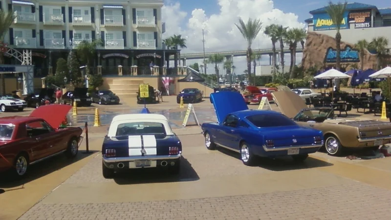 1965 Ford Mustang 2