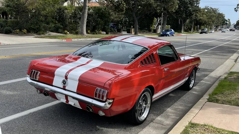 1965 Ford Mustang 3