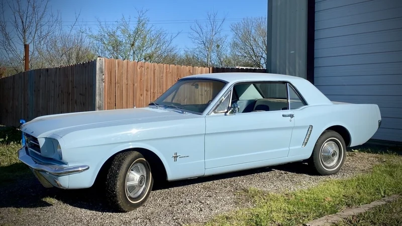 1965 Ford Mustang 12