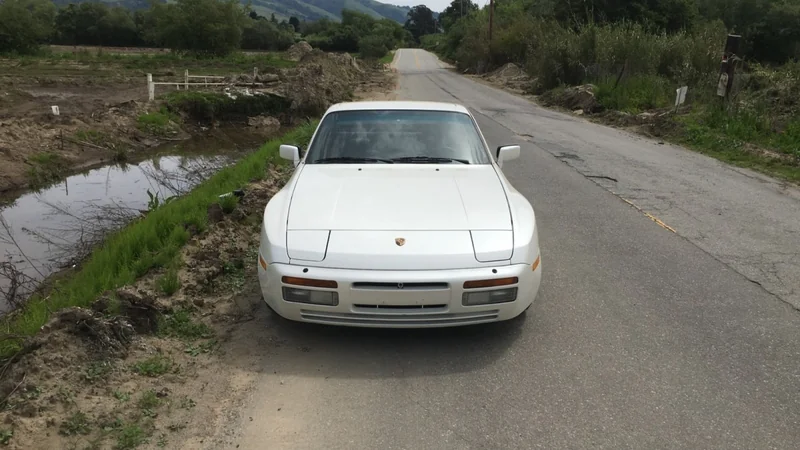 1986 Porsche 944 3