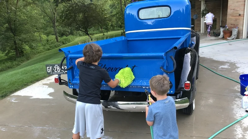 1946 Chevrolet Series 3600 4