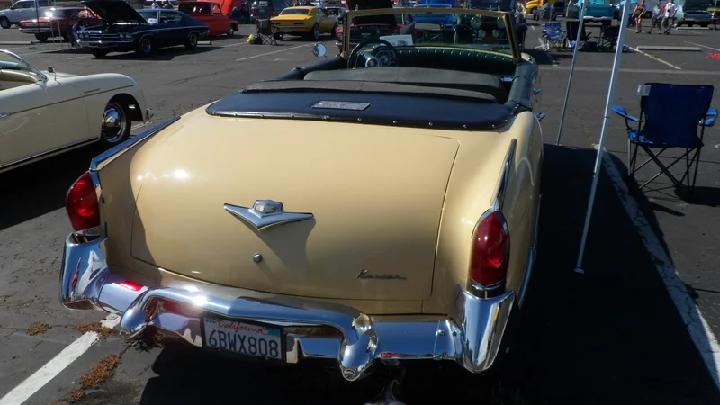 1953 Kaiser Dragon 2