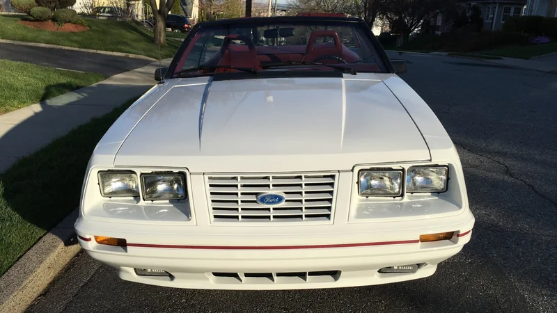 1984 Ford Mustang 3