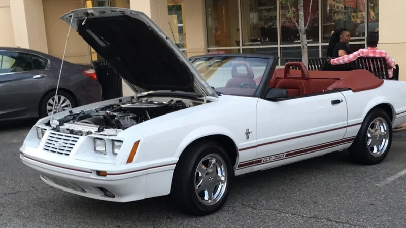 1984 Ford Mustang 6
