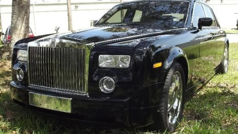 2004 Rolls-Royce Phantom 17