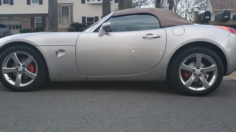 2008 Pontiac Solstice 13