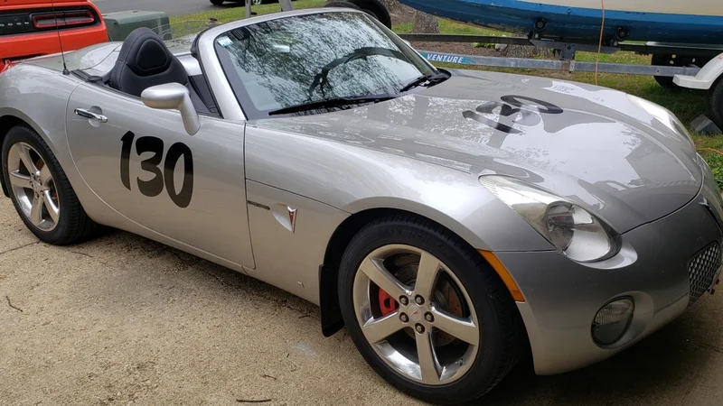 2008 Pontiac Solstice 2