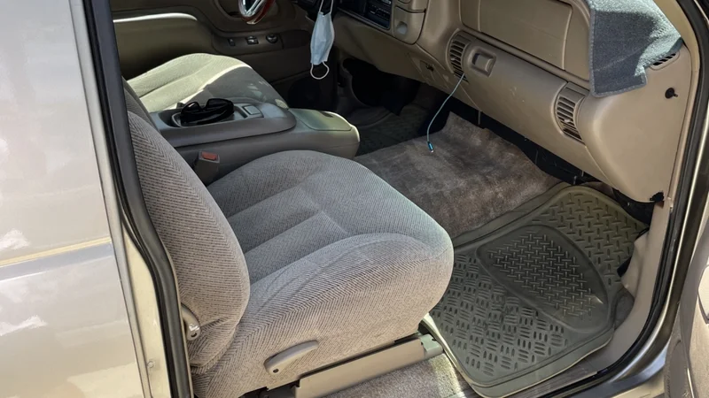 1999 Chevrolet Tahoe 4
