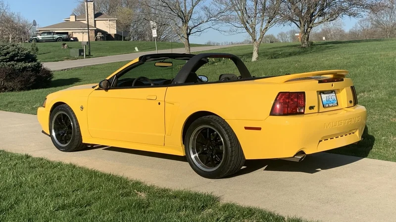 1999 Ford Mustang