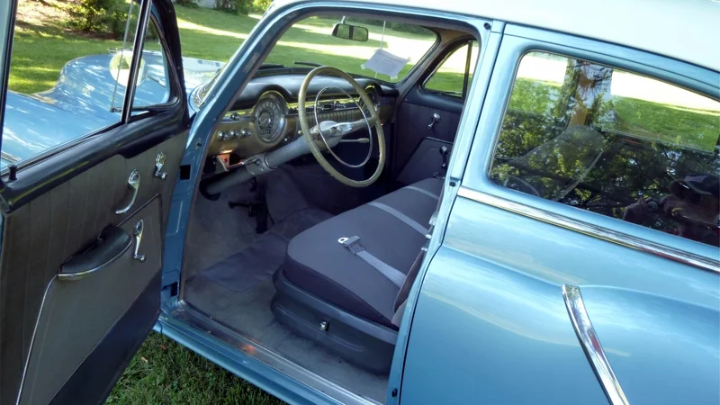 1953 Oldsmobile S88 4 droor sedan 3