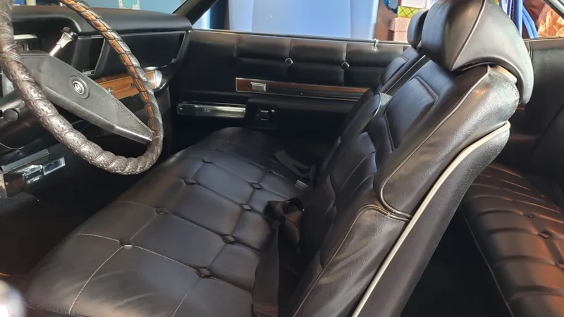 1969 Buick Riviera 5