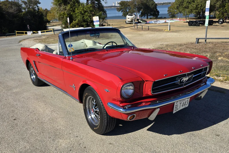 1965 Ford Mustang automatic  8