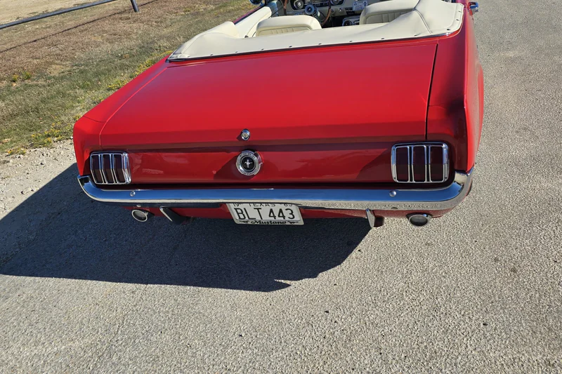 1965 Ford Mustang automatic  11