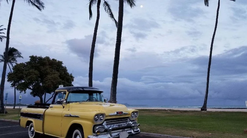 1958 Chevrolet Cameo 2