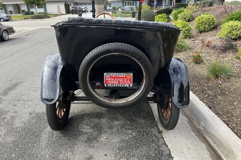 1921 Chevrolet Series 490 4 door 3
