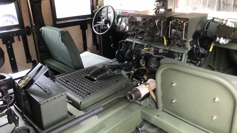 1987 AM General HMMWV 1025A 6