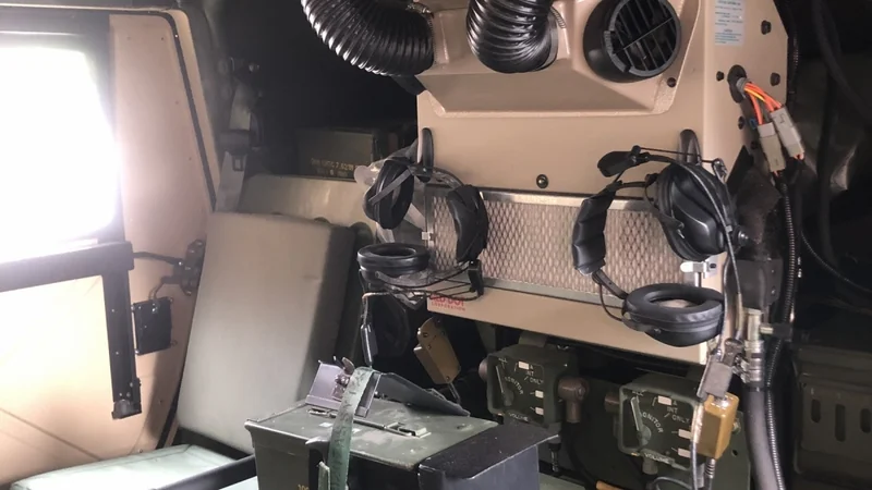 1987 AM General HMMWV 1025A 8