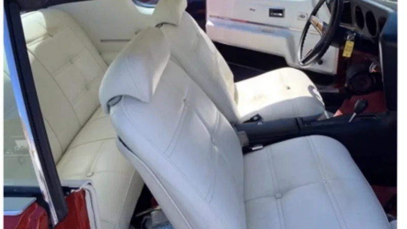 1972 Pontiac Grand Prix 2