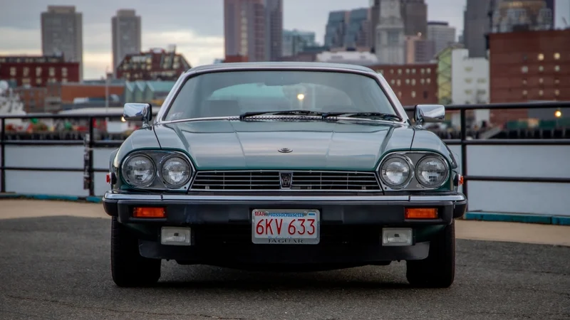 1984 Jaguar XJS 10