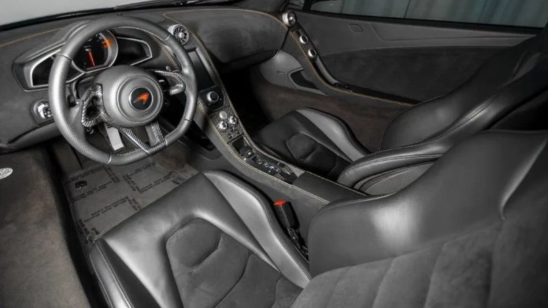 2012 McLaren MP4-12C 3