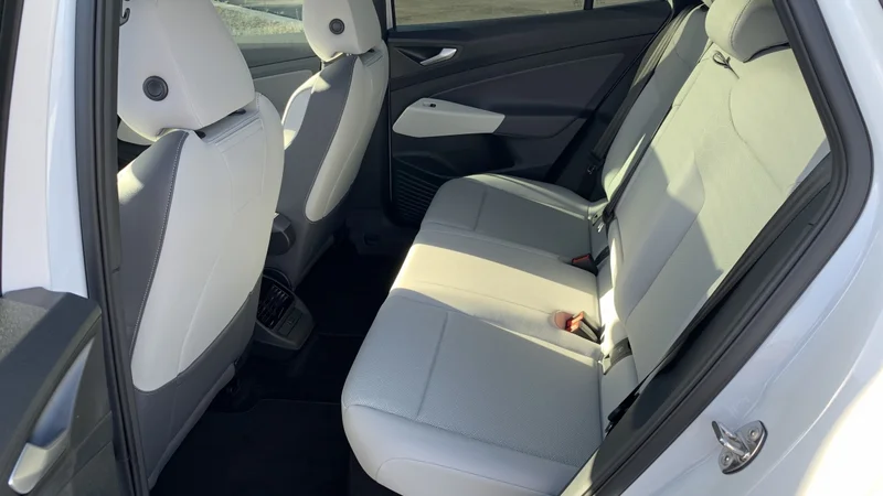 2021 Volkswagen ID.4 First Edition 4