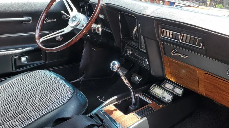 1969 Chevrolet Camaro 6