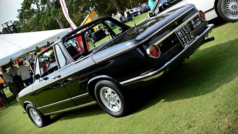1972 BMW 2002 Targa 2
