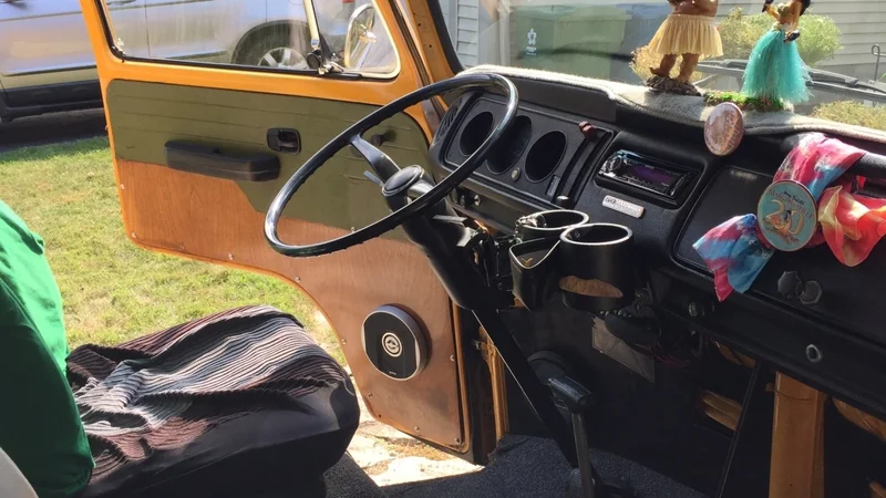 1976 Volkswagen Bus westfalia 8