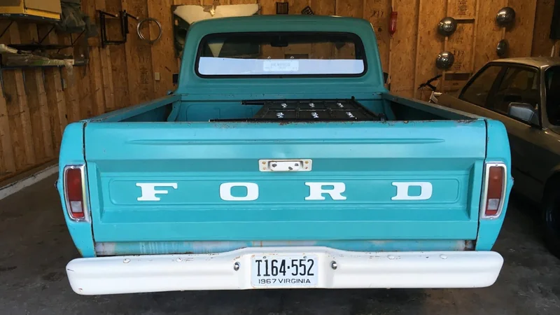 1967 Ford F100 2