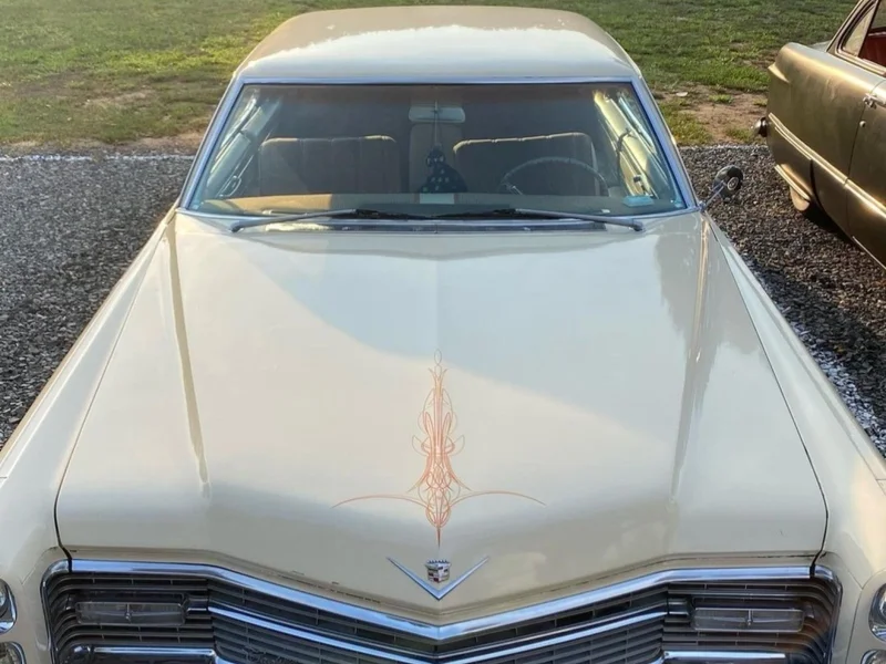 1966 Cadillac Coupe DeVille 2