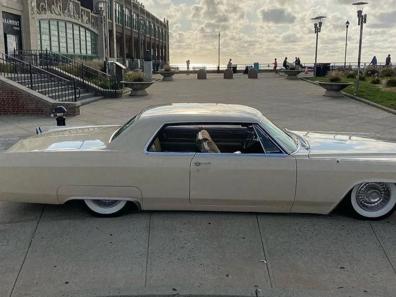 1966 Cadillac Coupe DeVille 4