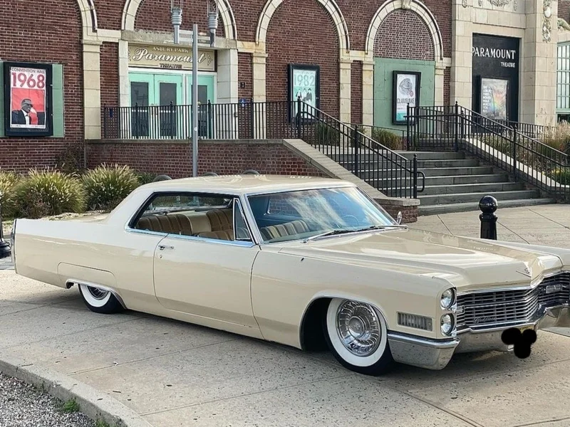 1966 Cadillac Coupe DeVille 7