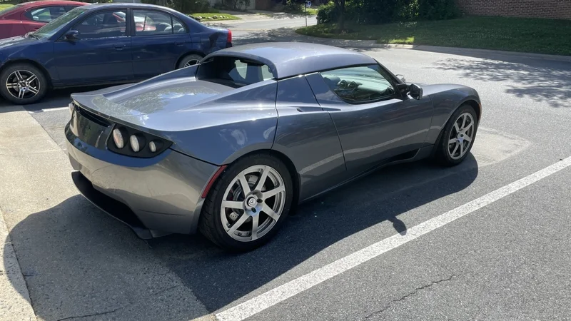 2008 Tesla Roadster