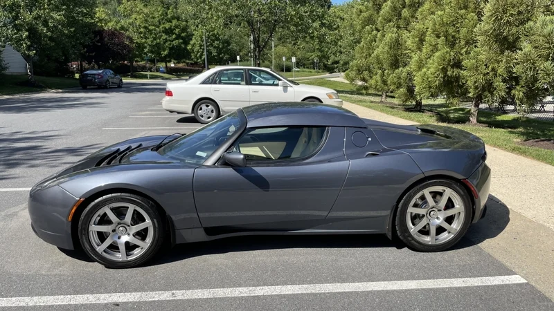 2008 Tesla Roadster