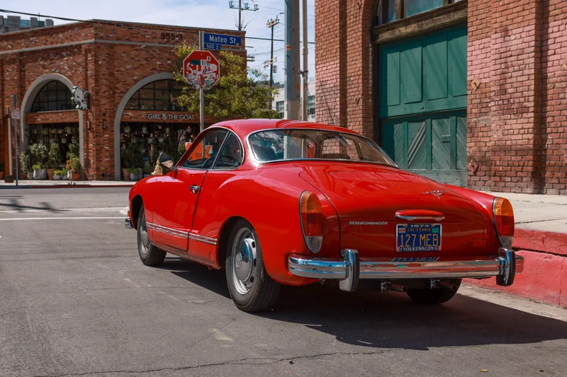 1974 Volkswagen Karmann Ghia 10