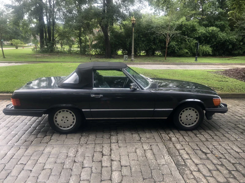 1989 Mercedes-Benz 560SL
