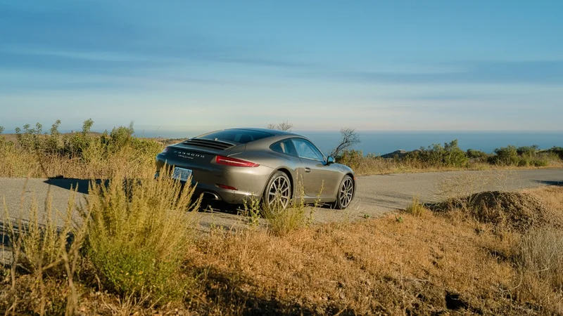 2012 Porsche 911 4