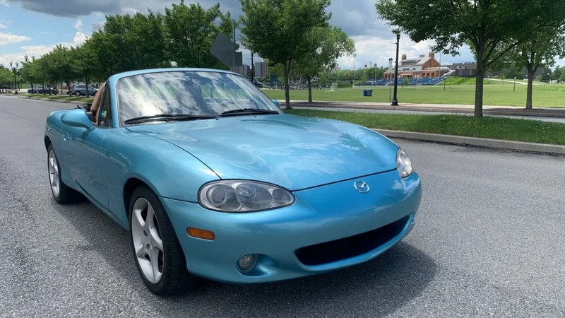 2001 Mazda MX-5 Miata
