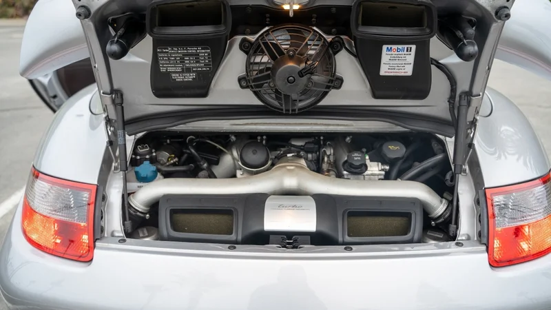 2009 Porsche 911 Turbo 19
