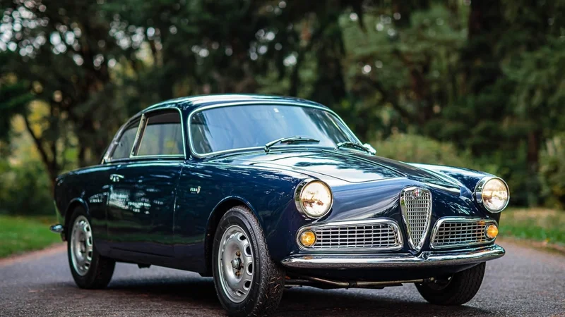 1963 Alfa Romeo Giulia Sprint 13