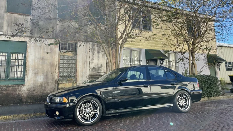 2003 BMW M5