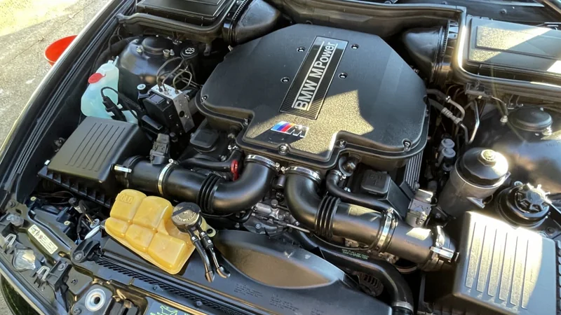 2003 BMW M5