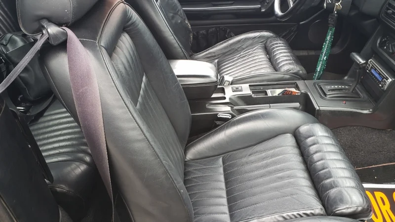 1991 Ford Mustang GT 2